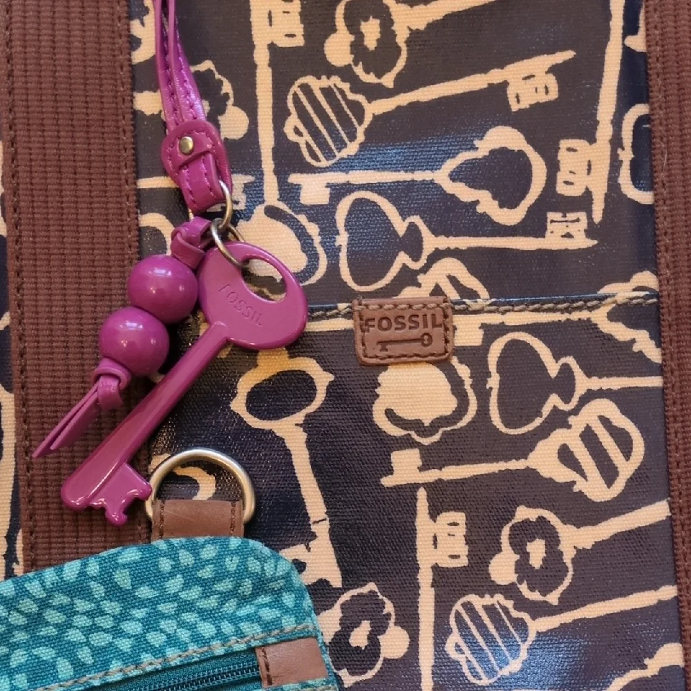 Fossil Key Per Large Coated Canvas Tote Bag‎ Shoulder Purse w/ Matching Pouch